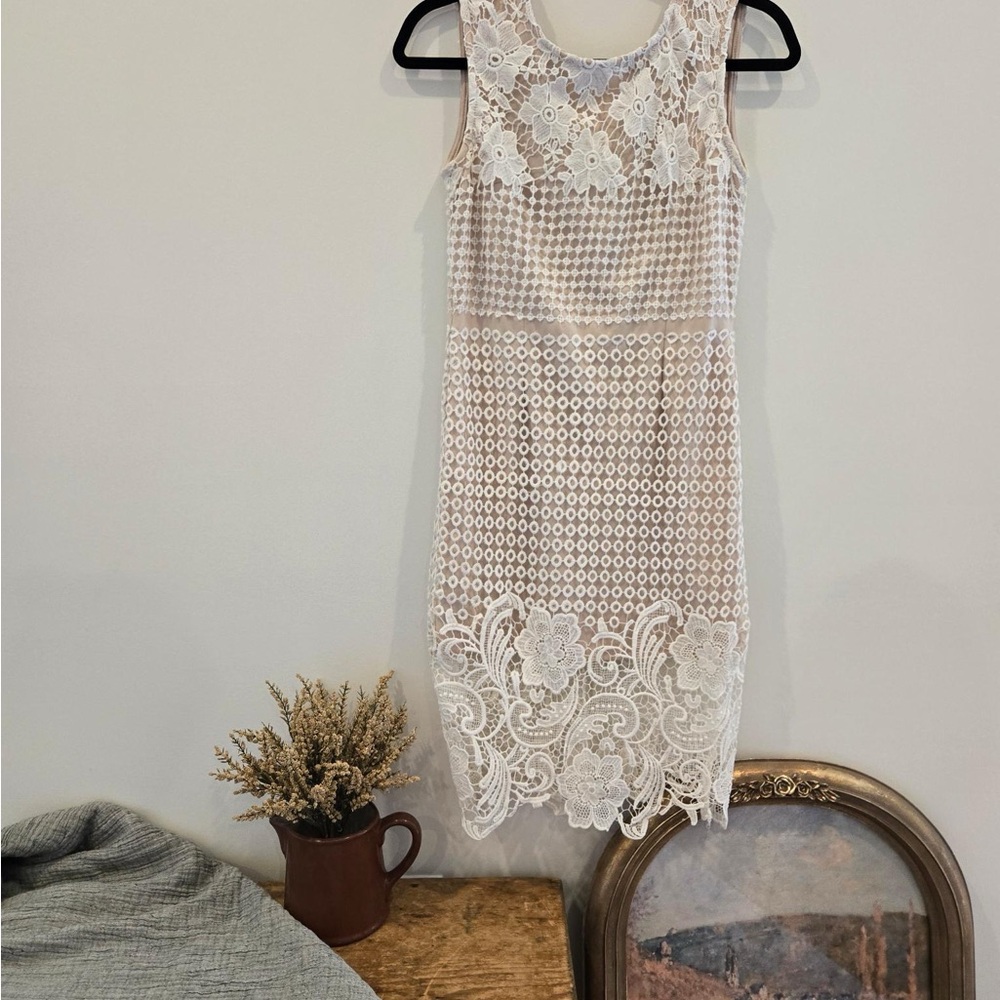Elegant White Lace Dress